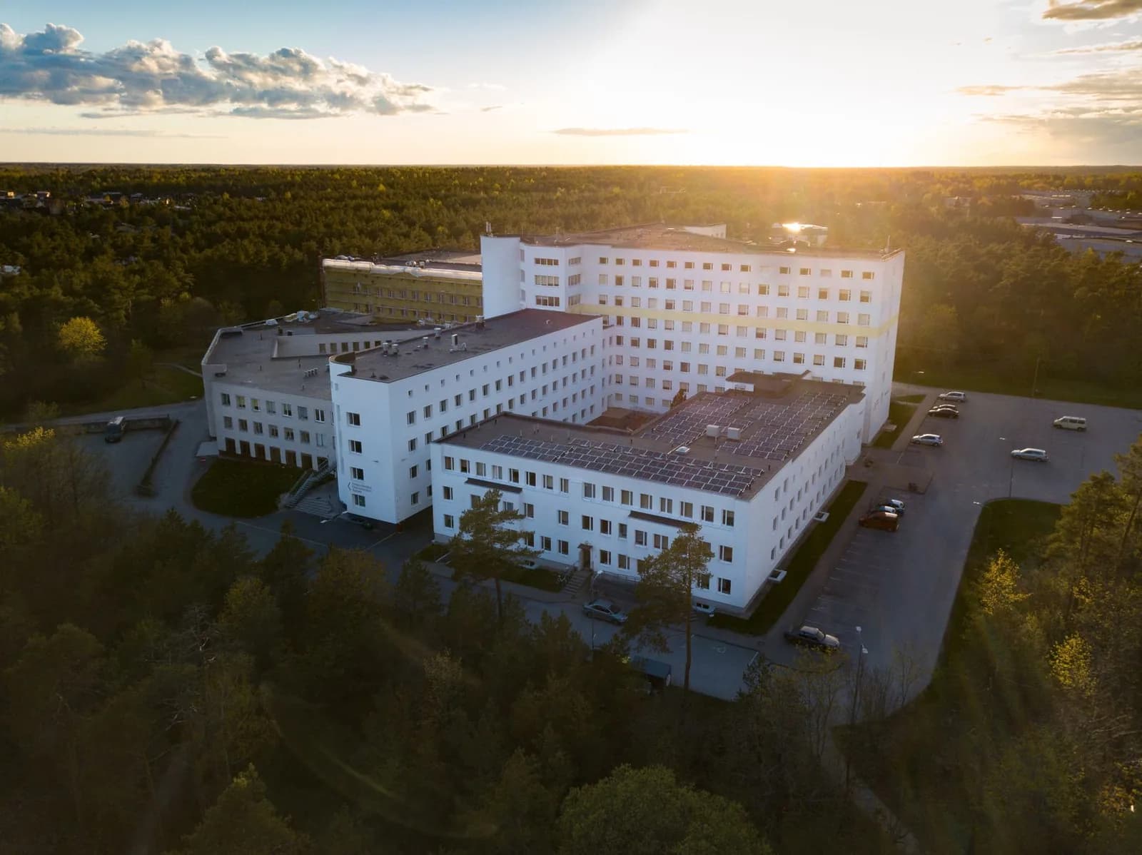 Le Médipôle de Koutio et le CHT Gaston Bourret, hôpital de référence de la santé en Nouvelle-Calédonie